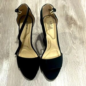 APT. 9 WOMEN'S MARIANA HIGH HEEL SANDALS SHOES BLACk